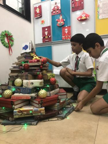 Christmas celebrations in the library